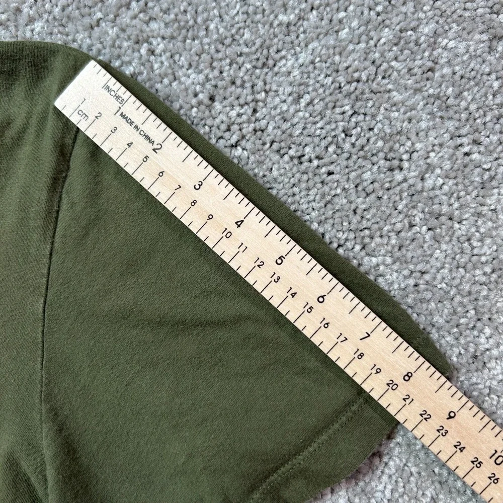 Nike Sportswear T Shirt Men XL Olive Green Comfortable Performance Standard Fit